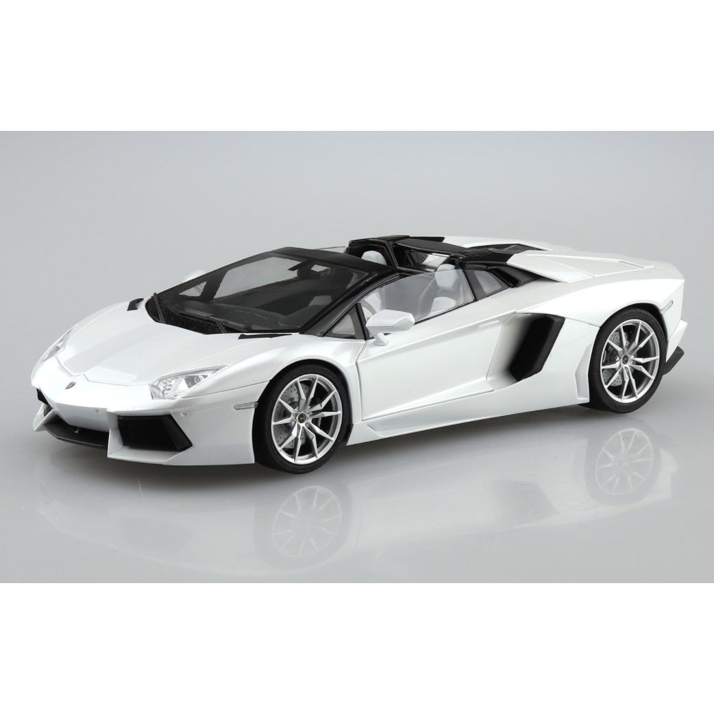 Aoshima 1/24 Lamborghini Aventador LP700-4 Roadster '12 - War Games USA