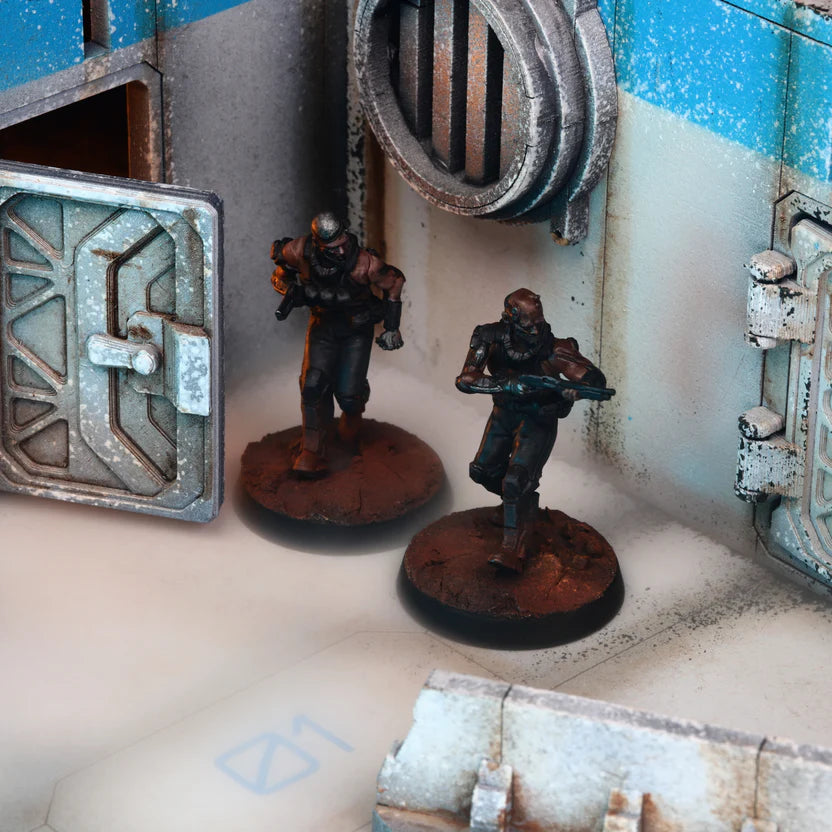 Chimera Besrovny BLKOUT miniature, close-up