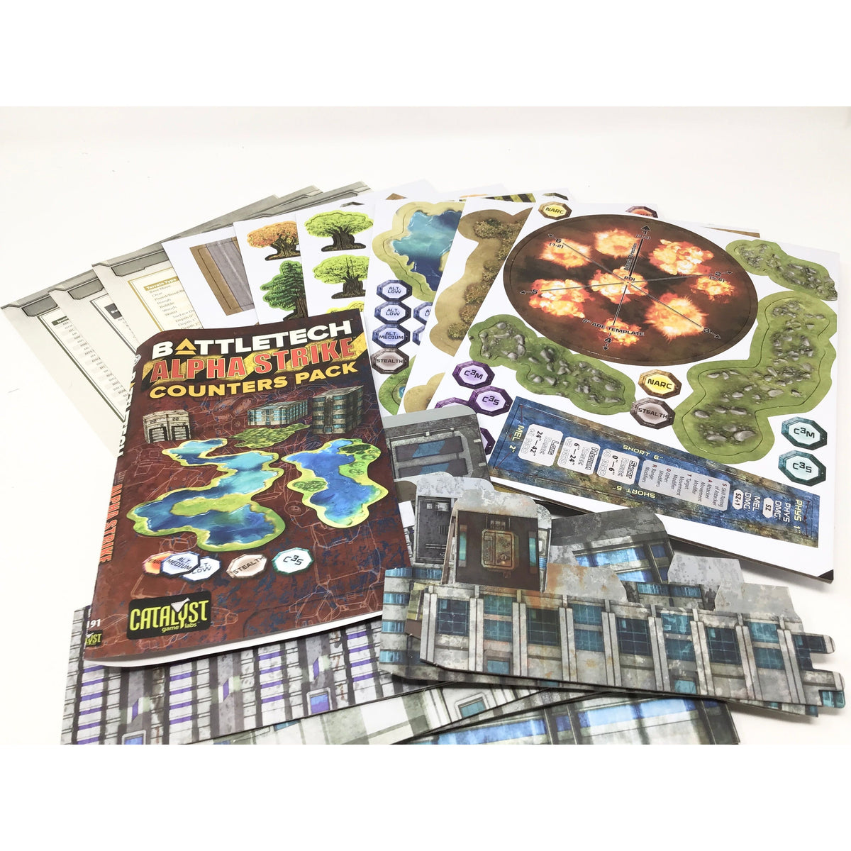 The BattleTech Alpha Strike CountersPack contents: punchboards of counters and terrain with fold-up cardstock buildings