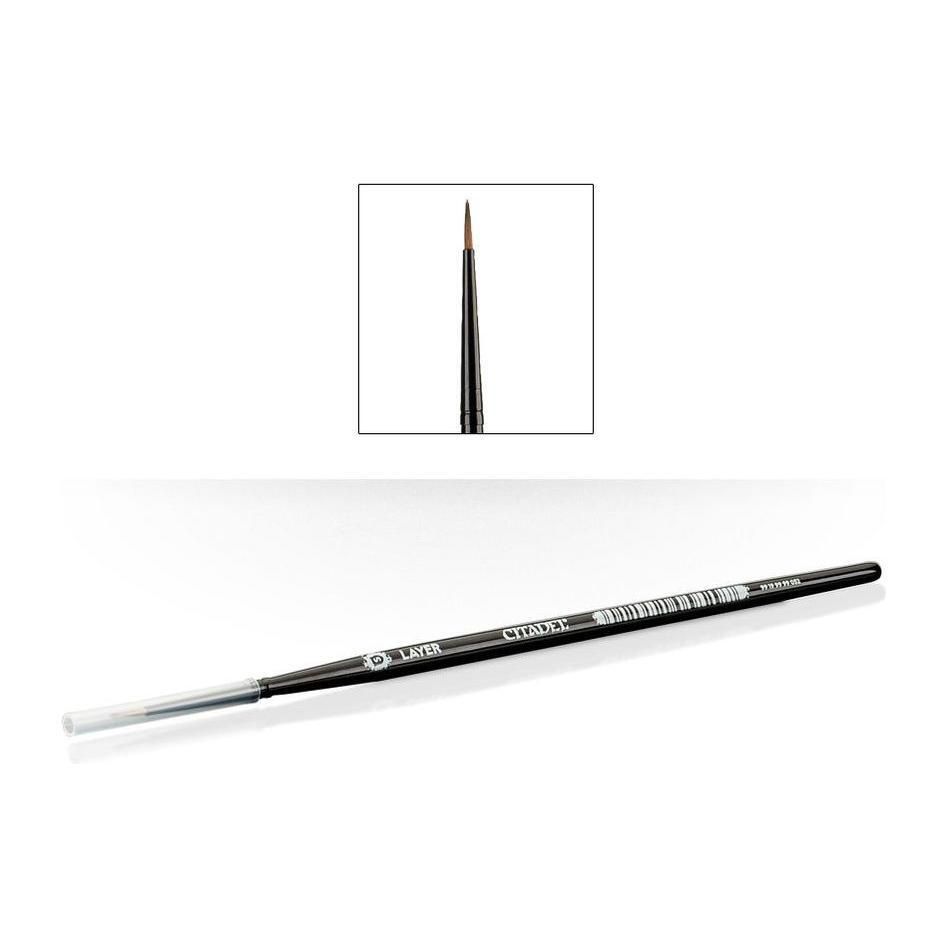 Citadel Small Layer Brush with fine tip for detailed painting.