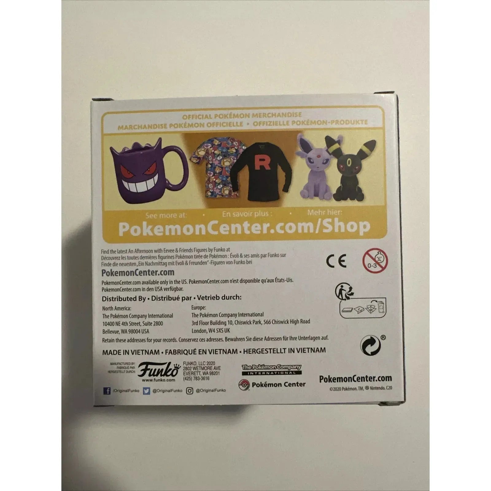 Eevee and Friends Umbreon Pokémon Center Funko - War Games USA