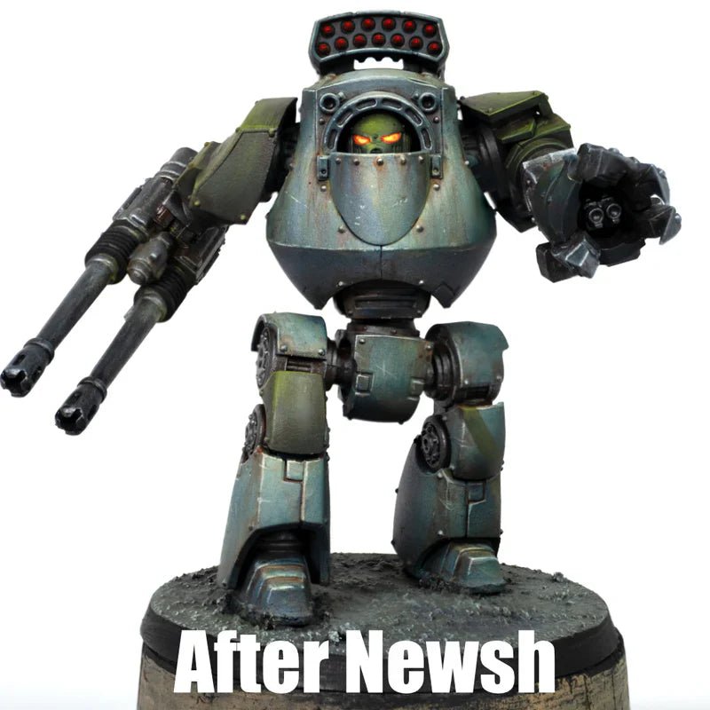 Pro Acryl NEWSH applied weathering effect on a model robot, showcasing results.