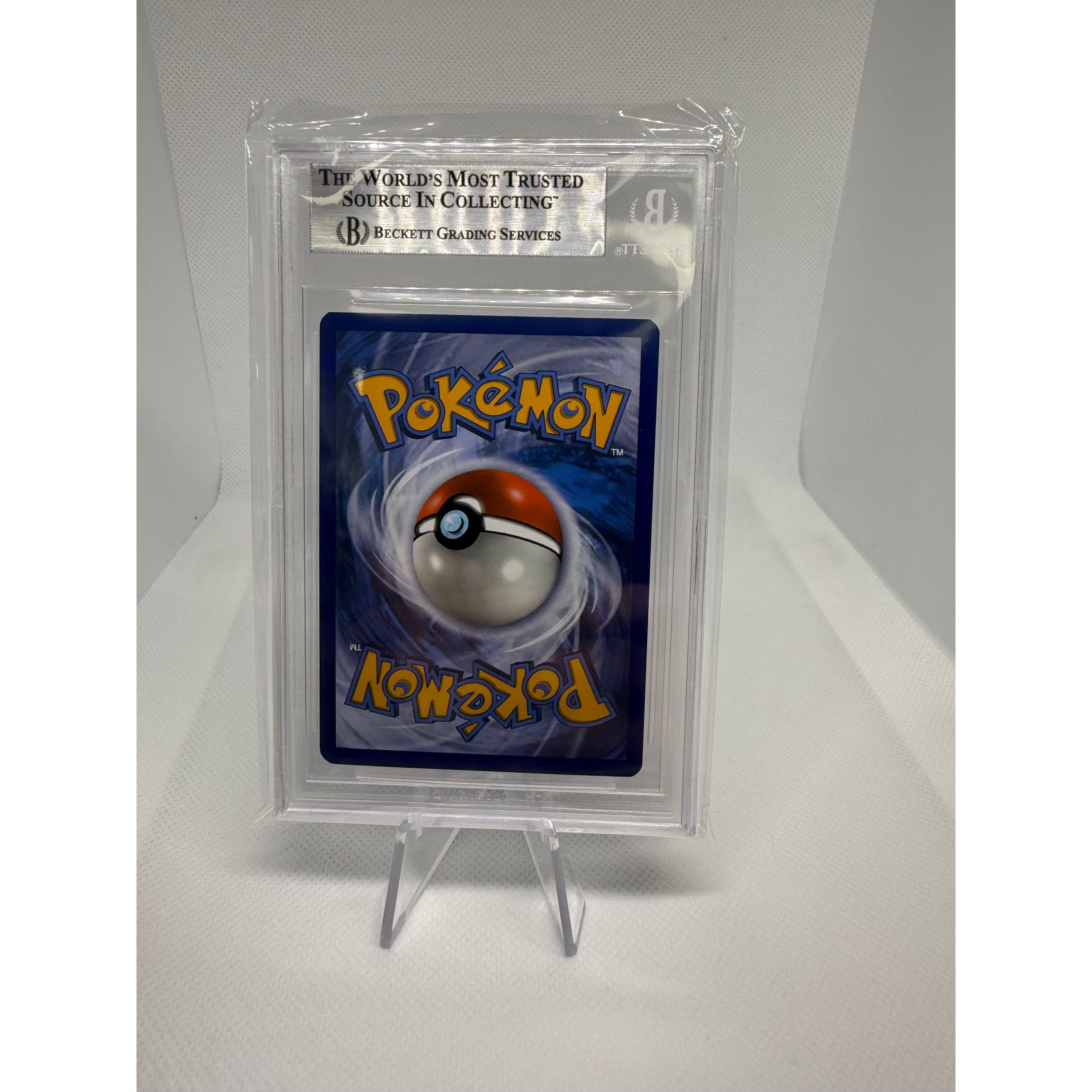 Charizard SM195 BGS Mint 9 - War Games USA
