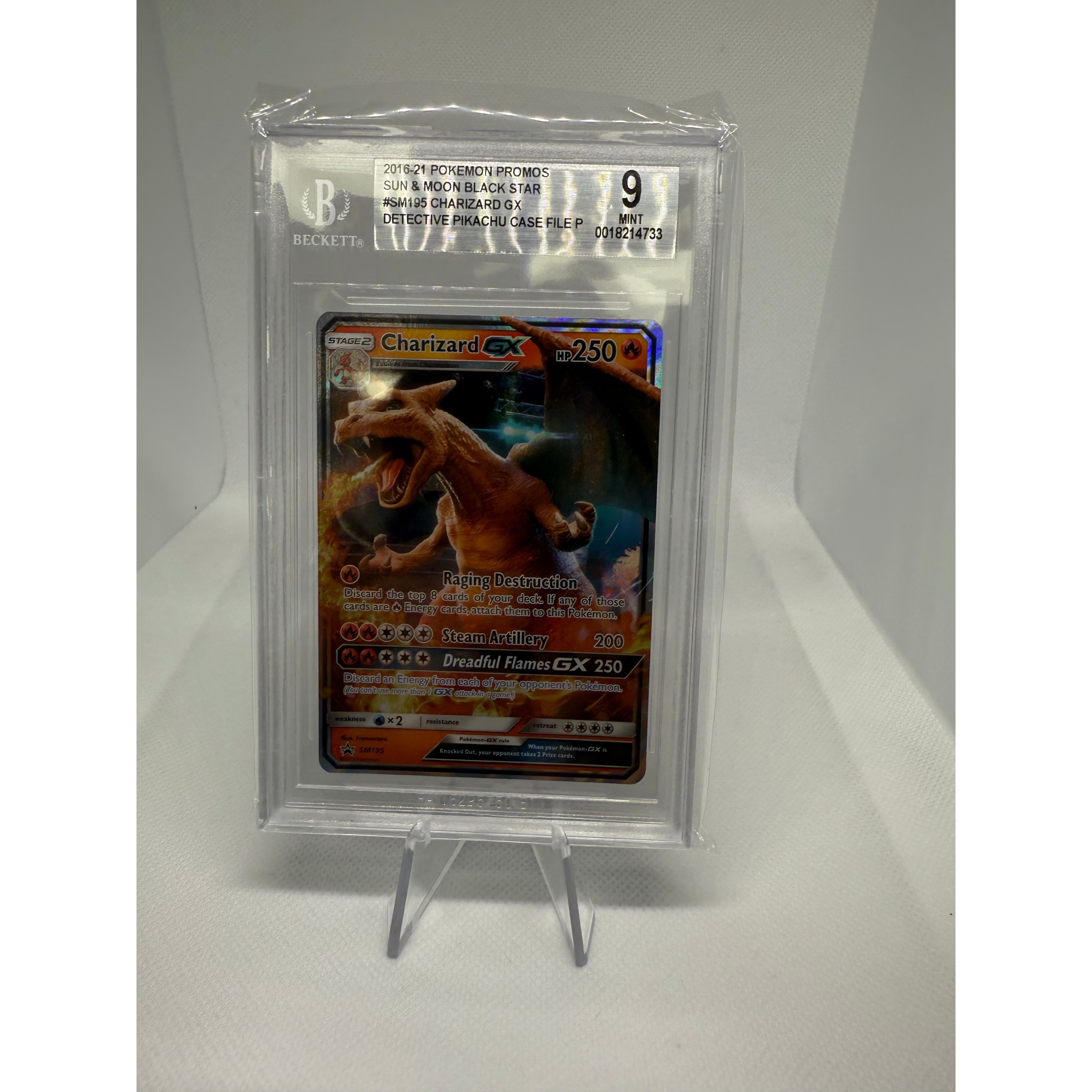 Charizard SM195 BGS Mint 9 - War Games USA