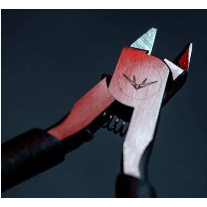 USA Gundam Store Single Blade Nipper 2.0 displaying precision-crafted blades with protective cap.