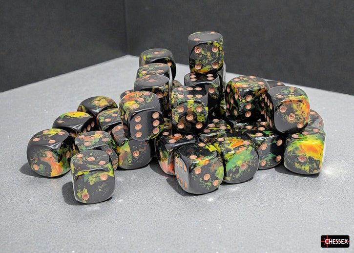 Chessex D6 Block: Brush Deep Forest/Gold (12mm)