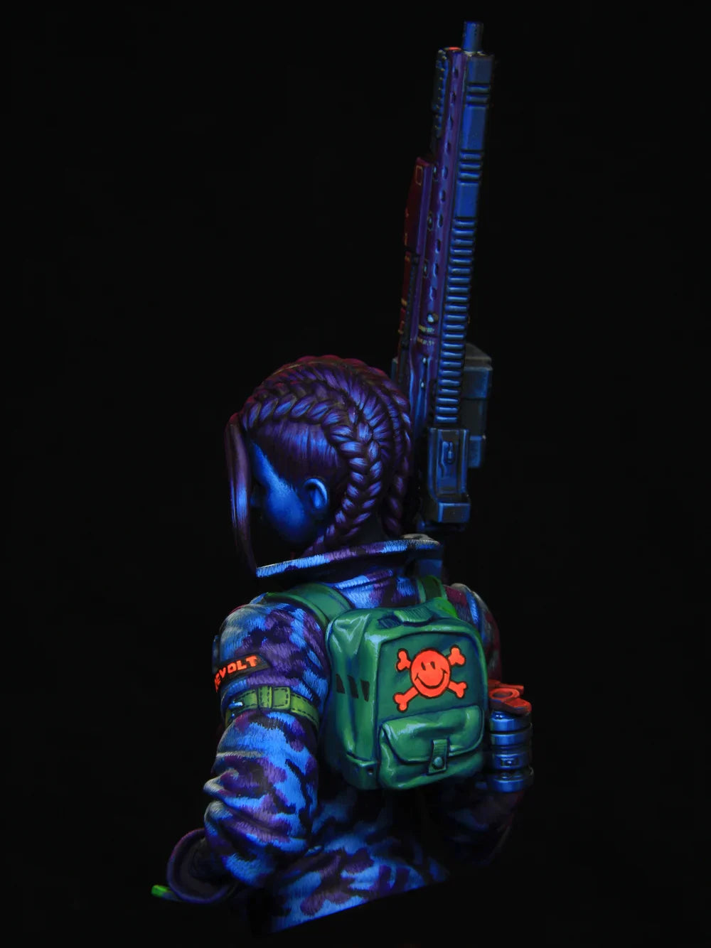 Neko Galaxy Candy Chan Bust 1:10 scale model, unpainted and unassembled, features camo attire with vibrant details.